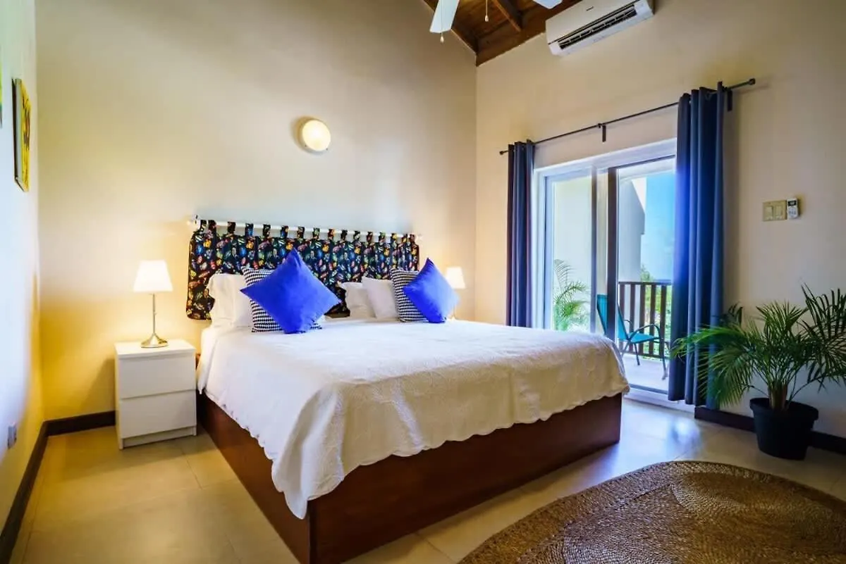 Hospitality Expert Ncb All Pool Beach Montego Bay 0*,  Jamaica